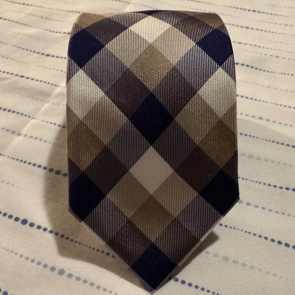 Express Tie - Navy Blue, White, & Tan/Gold Checkered Stripes - EUC - Picture 2 of 9